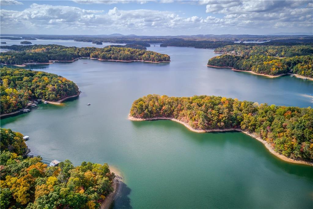 5231 Noble Oak Cove