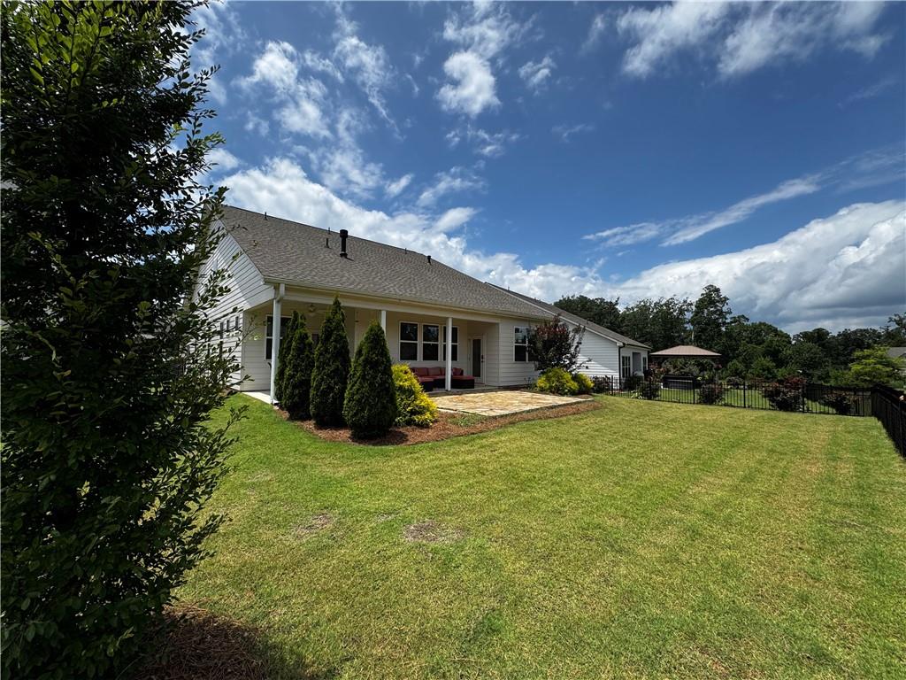 5231 Noble Oak Cove