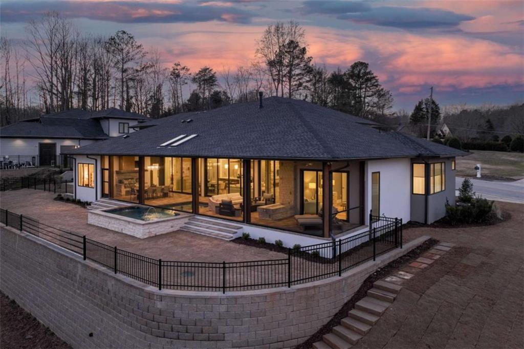 799 East Lake Drive