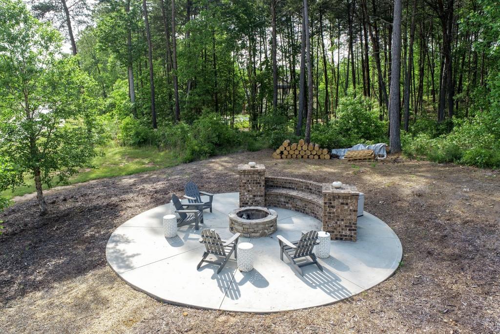 6125 Deepwater Cove