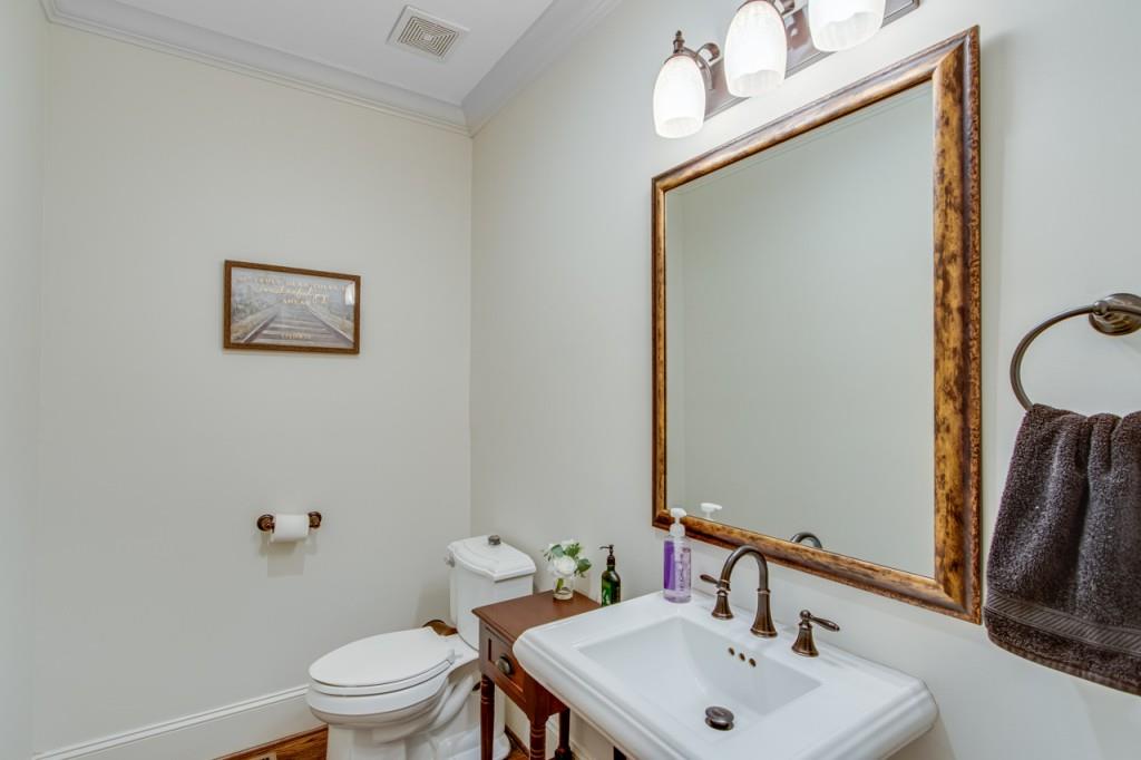 2152 Silver Circle