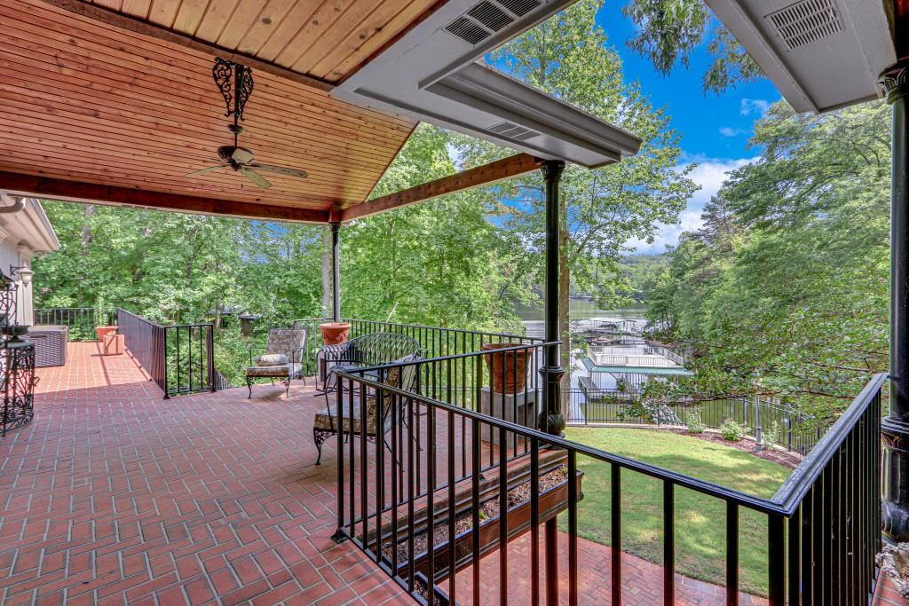 2436 Hawthorne Lane Lot 3