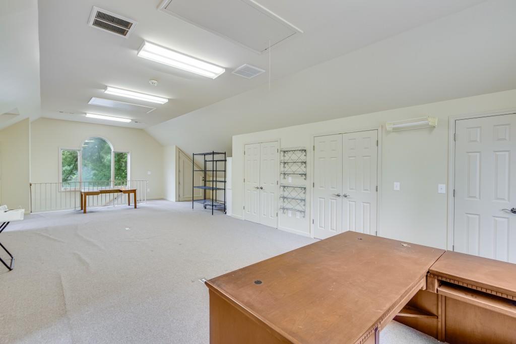 2436 Hawthorne Lane Lot 3