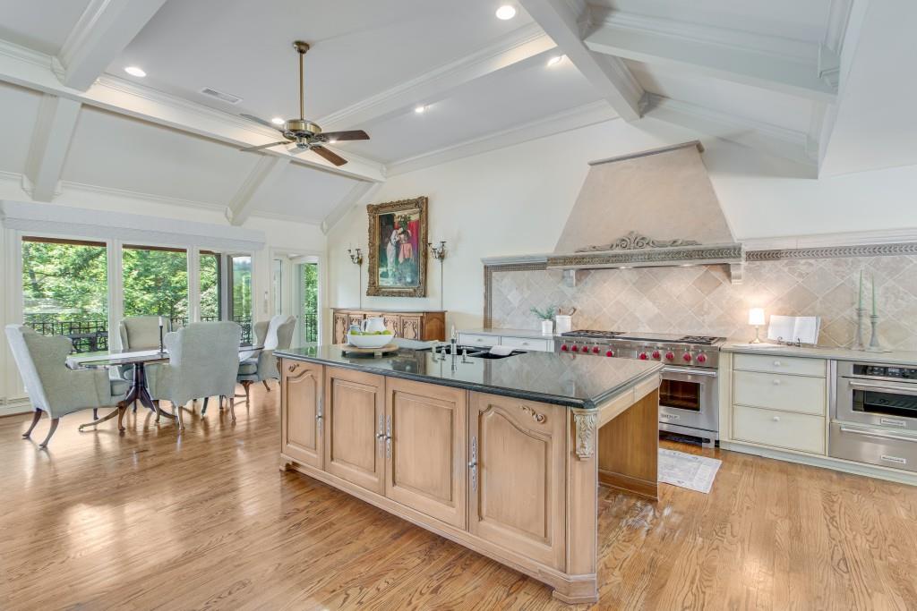 2436 Hawthorne Lane Lot 3
