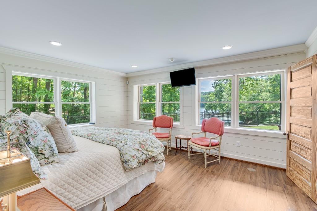 2436 Hawthorne Lane Lot 3