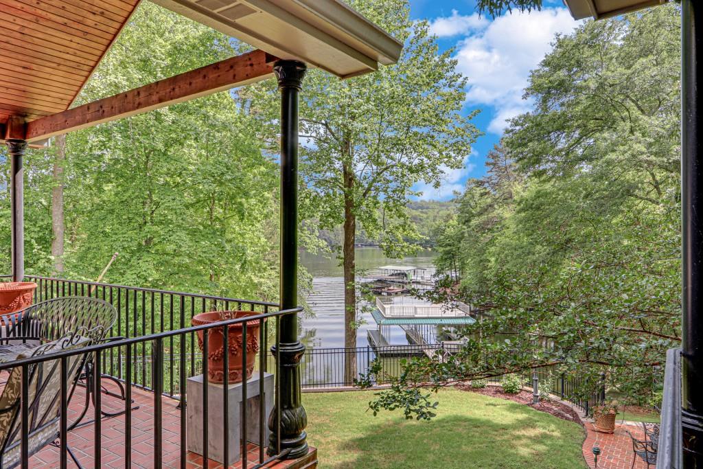 2436 Hawthorne Lane Lot 3