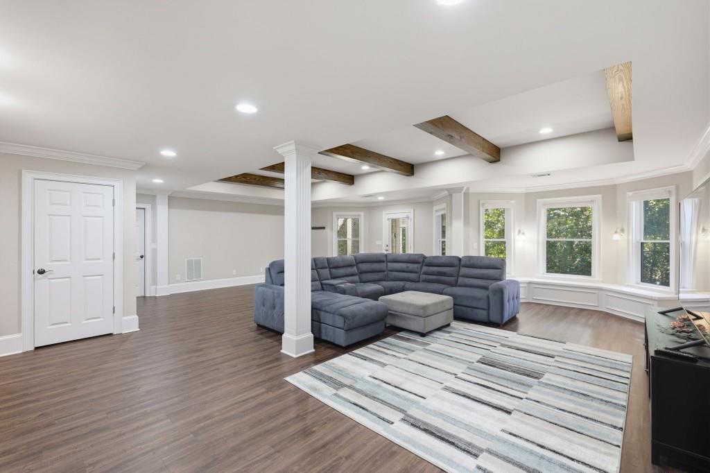 3311 Marina View Way