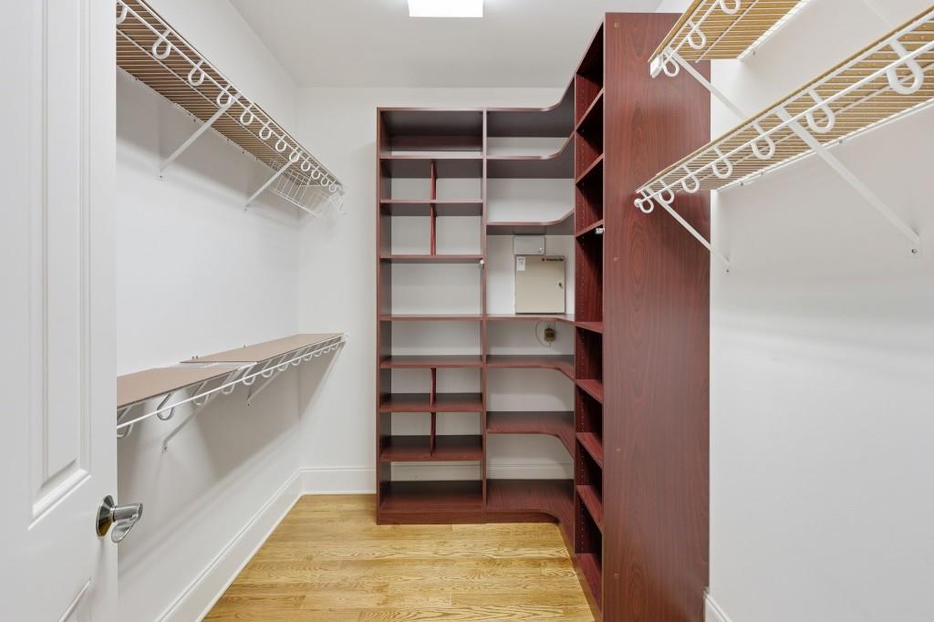 3311 Marina View Way