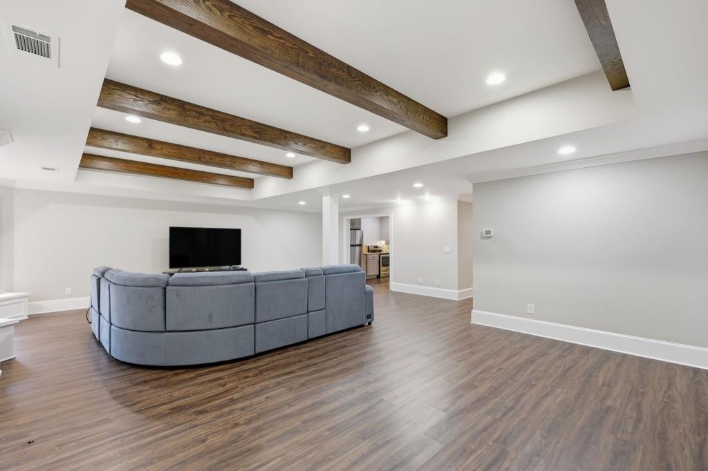 3311 Marina View Way