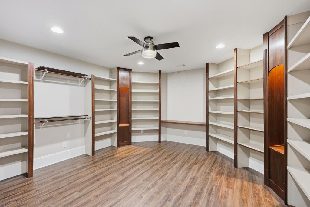3311 Marina View Way