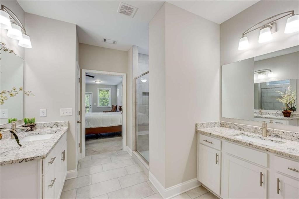 5212 Watchmans Cove