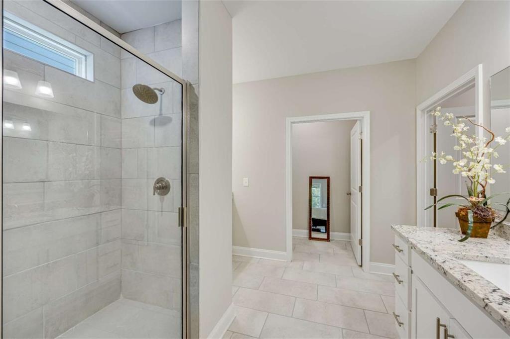 5212 Watchmans Cove