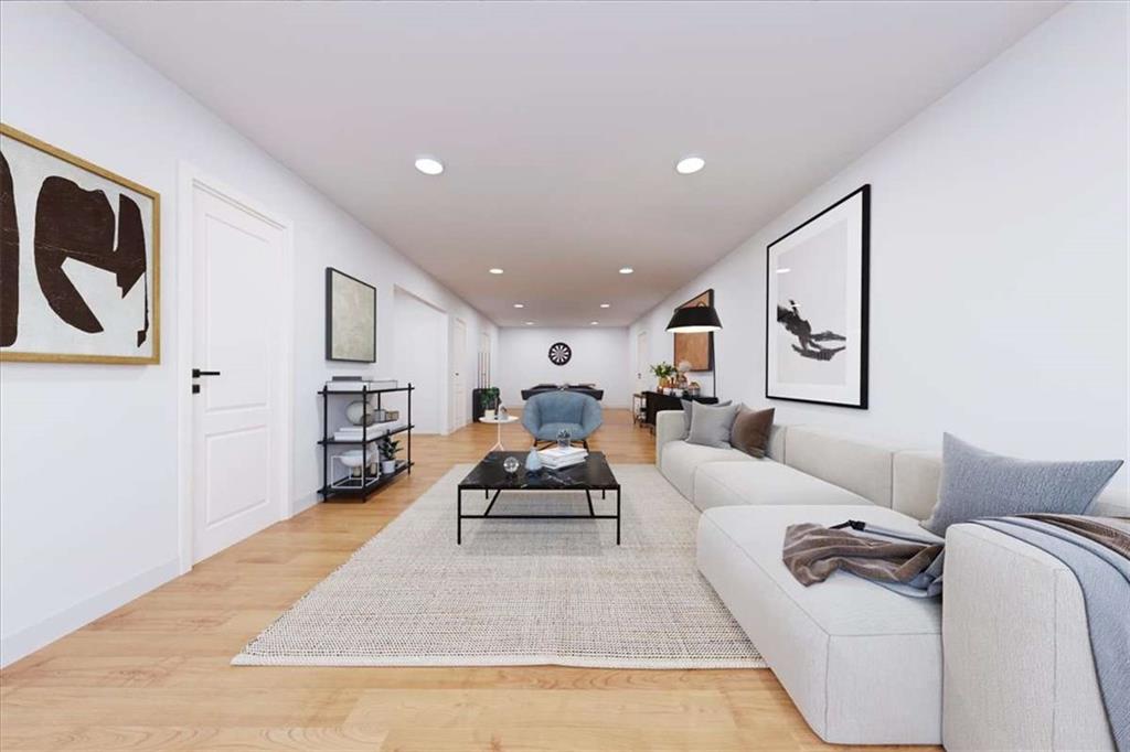 218 Lake Pointe Drive