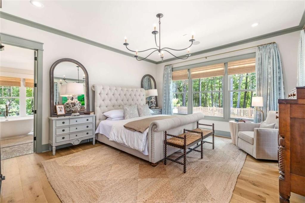 218 Lake Pointe Drive