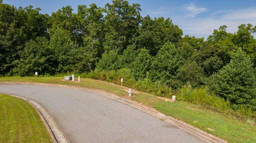 6825 Lookout