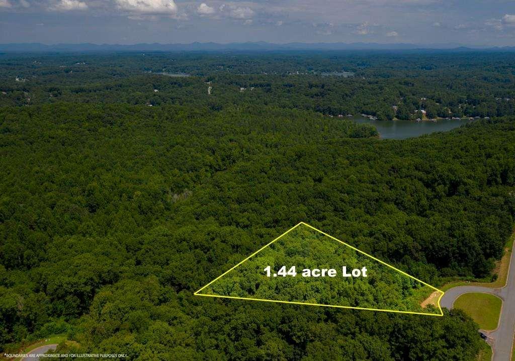 6825 Lookout