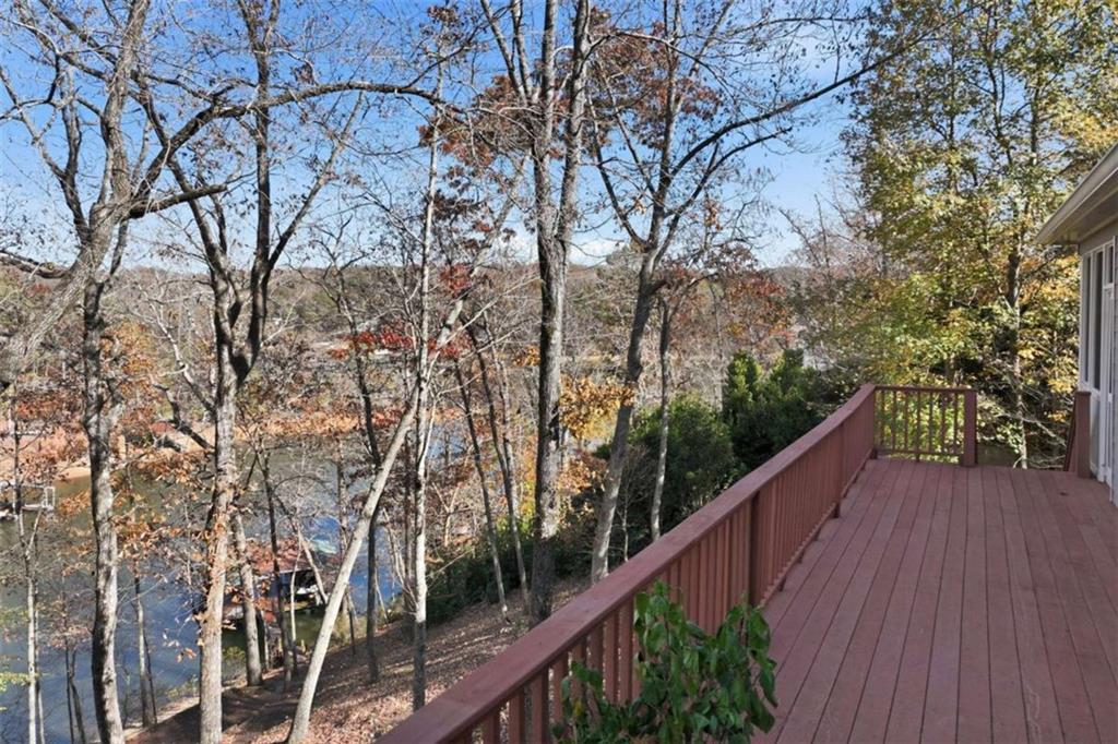 5264 Laurel Circle