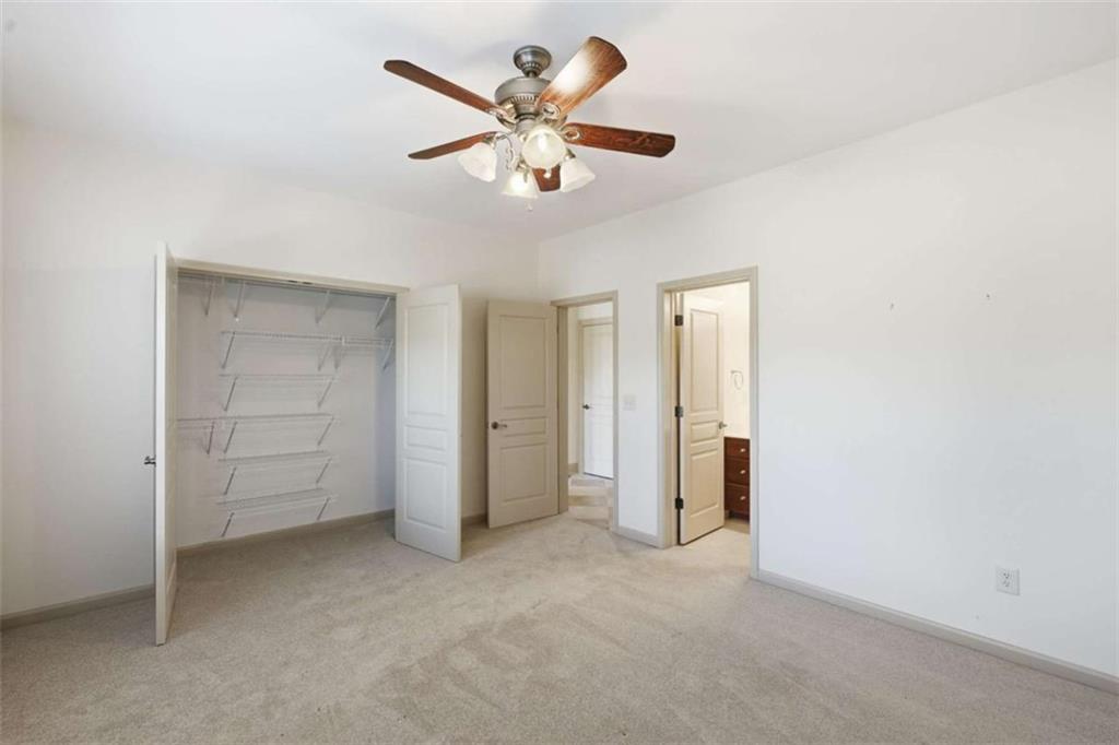 5264 Laurel Circle