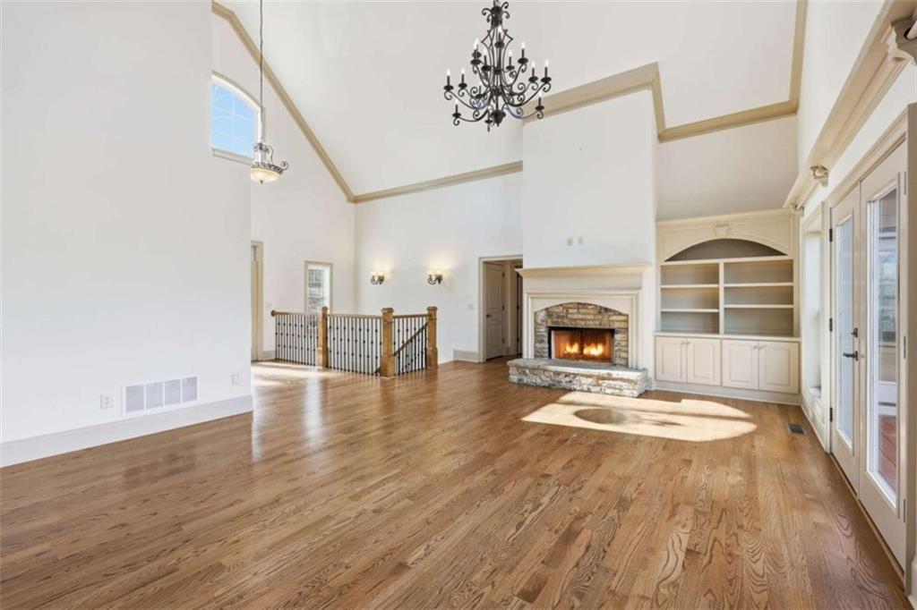 5264 Laurel Circle