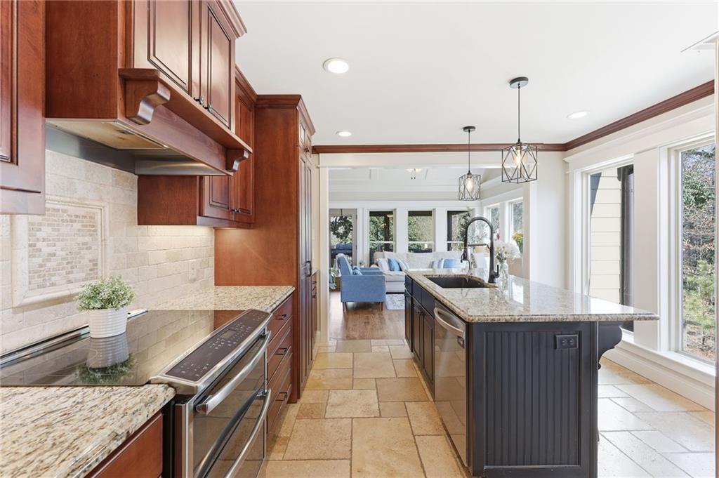 5218 Shirley Road