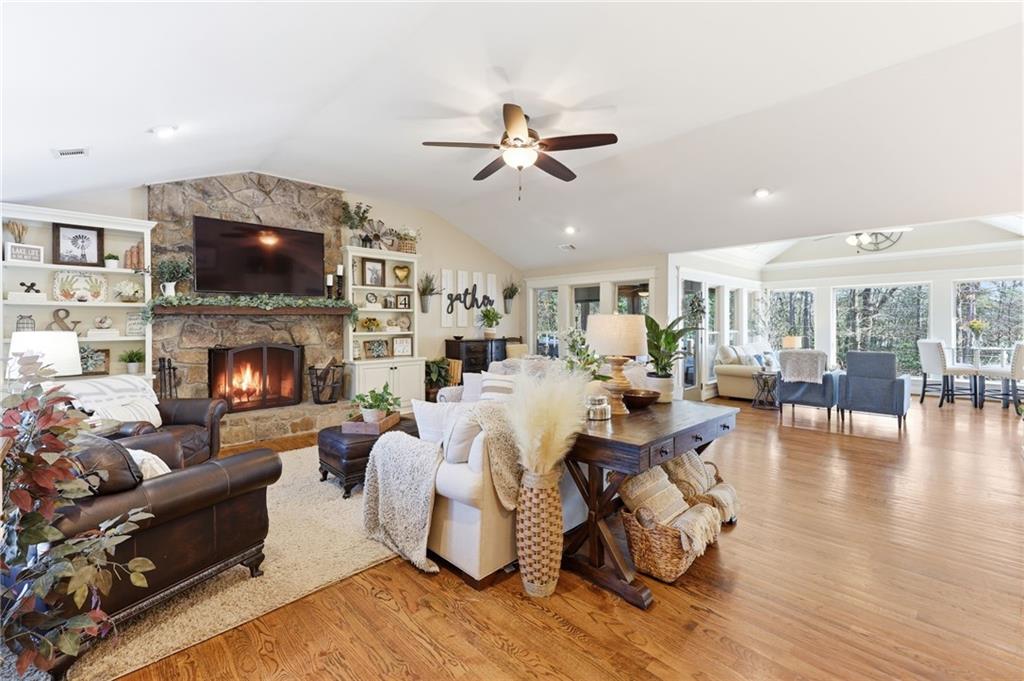 5218 Shirley Road