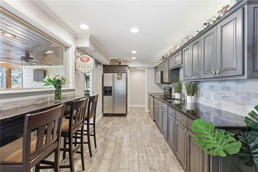 5218 Shirley Road
