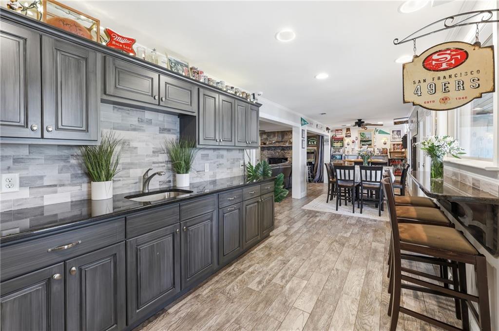 5218 Shirley Road