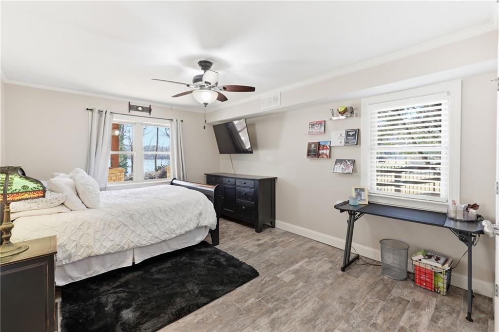 5218 Shirley Road