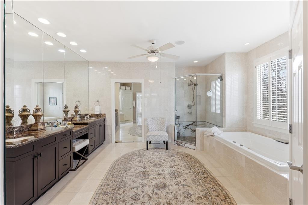 2819 NE Point Ovlk
