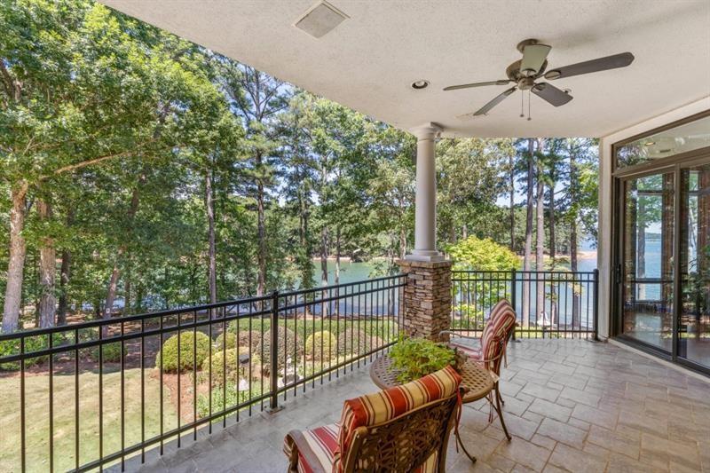 6686 Gaines Ferry Road
