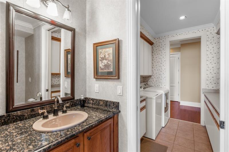 6686 Gaines Ferry Road