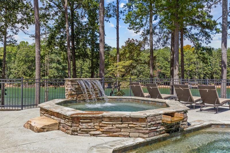 6686 Gaines Ferry Road