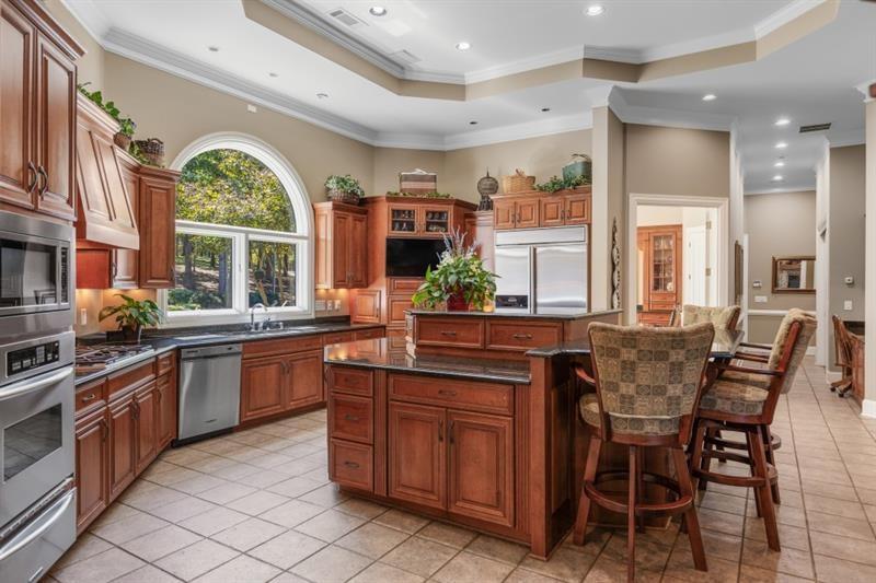 6686 Gaines Ferry Road
