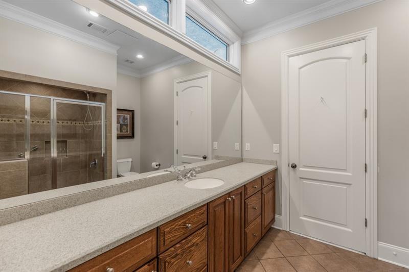 6686 Gaines Ferry Road