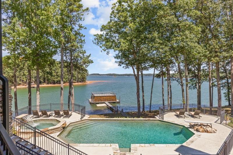 6686 Gaines Ferry Road