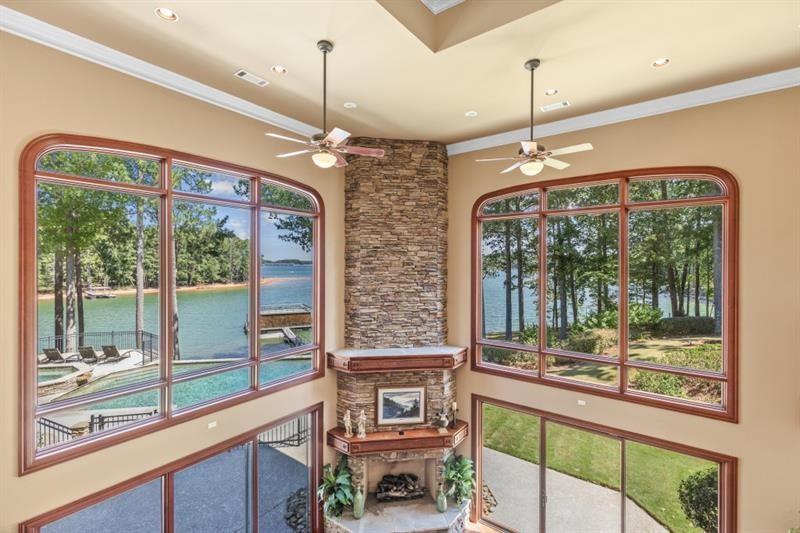 6686 Gaines Ferry Road
