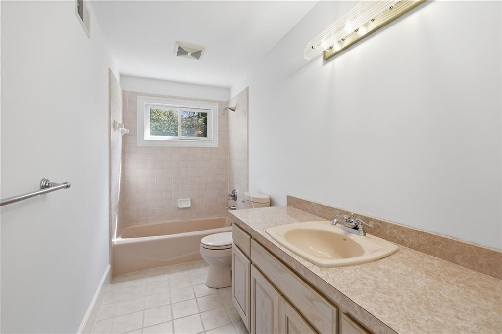 2538 Bridgewater Drive