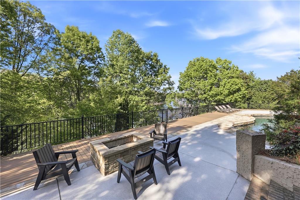1969 River View Drive