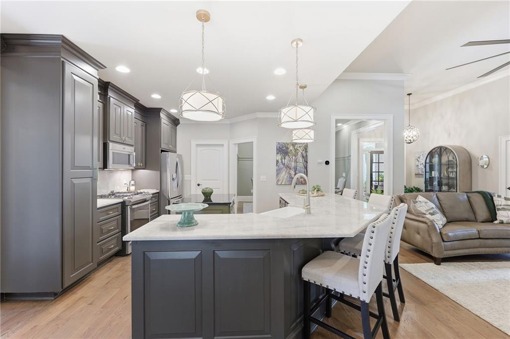 6808 Grand Marina Circle