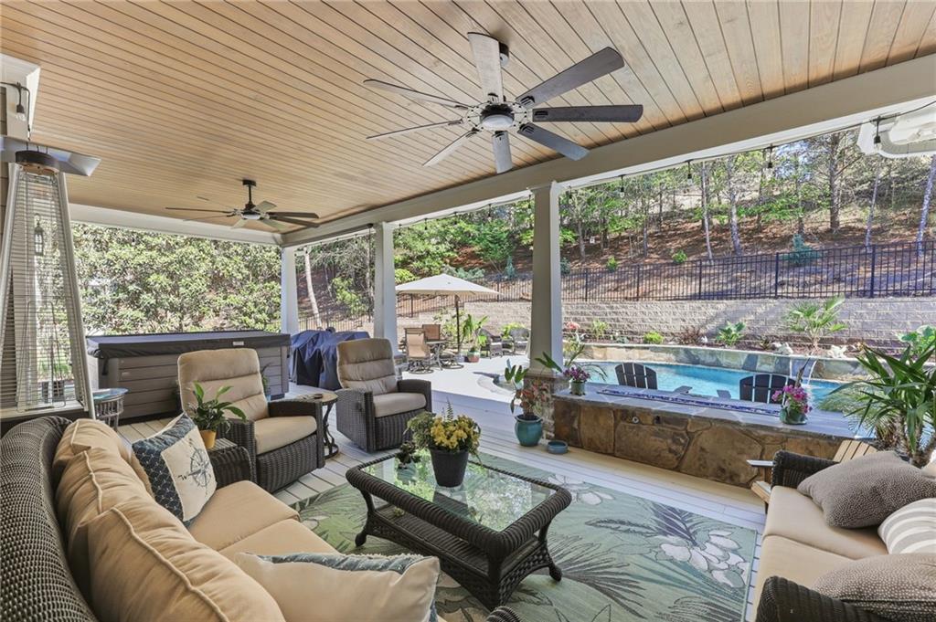 6808 Grand Marina Circle