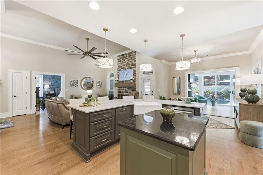 6808 Grand Marina Circle