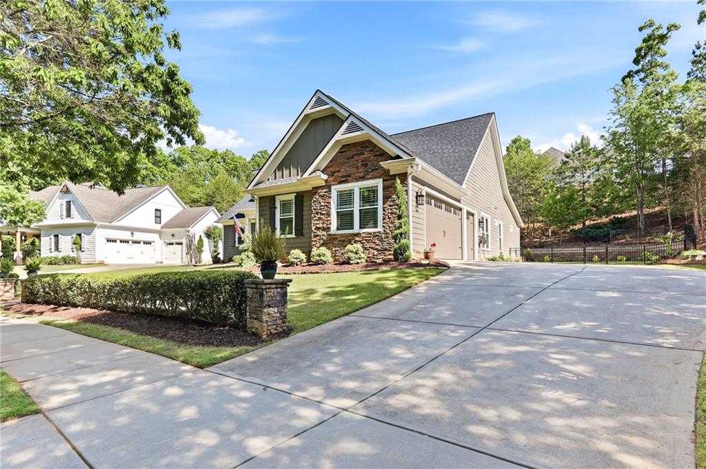 6808 Grand Marina Circle