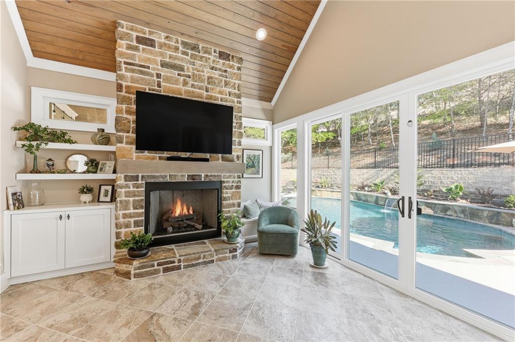 6808 Grand Marina Circle