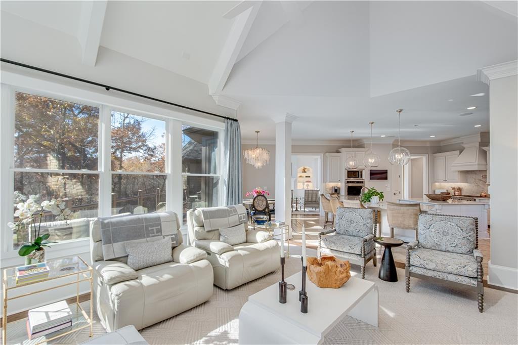 6226 Random Winds Bluff
