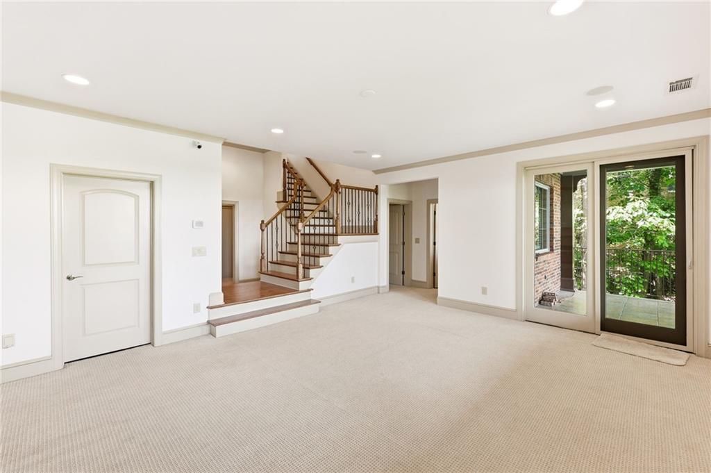 2742 High Vista Point