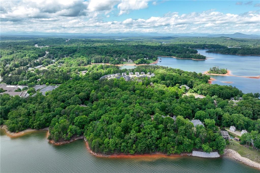 206 Lake Pointe Drive