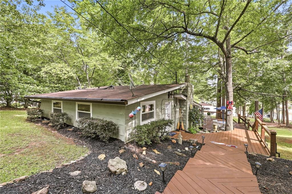 7726 Sourwood Lane