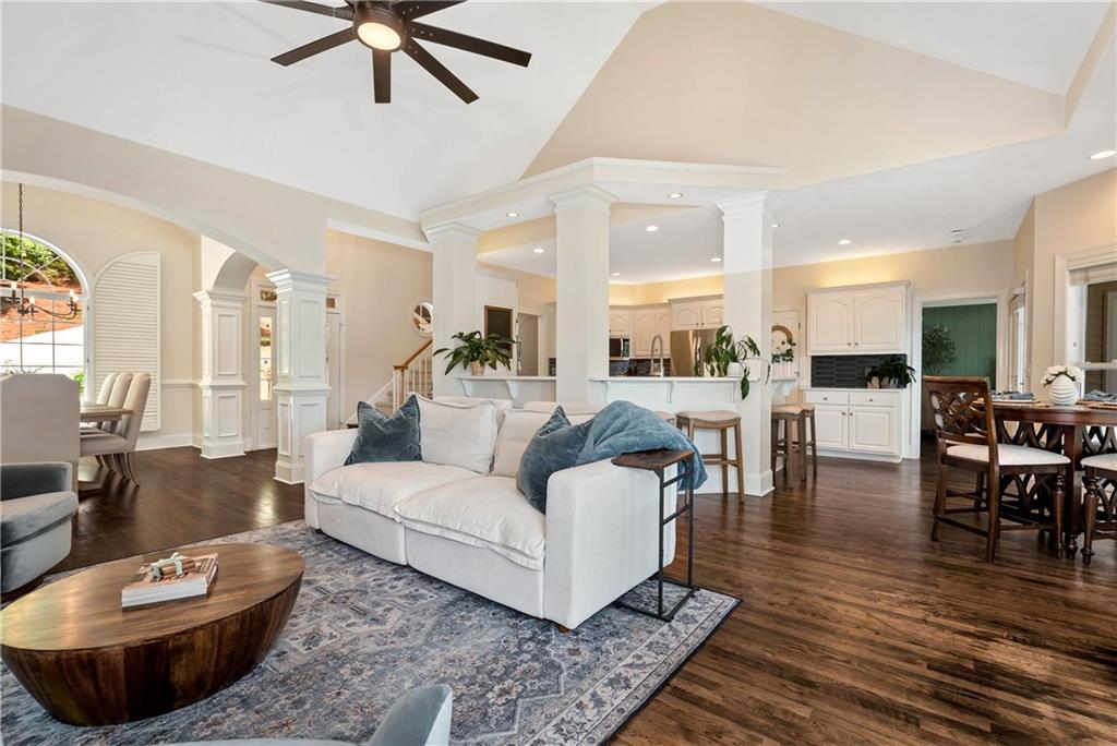 6183 Cardinal Drive