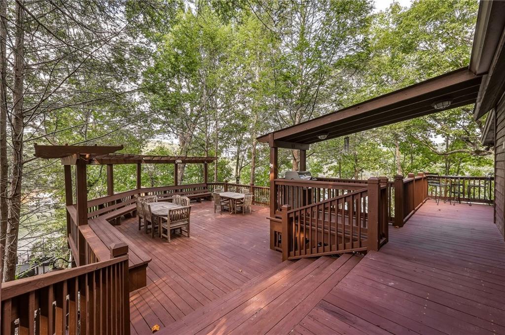 319 Chestatee View Drive