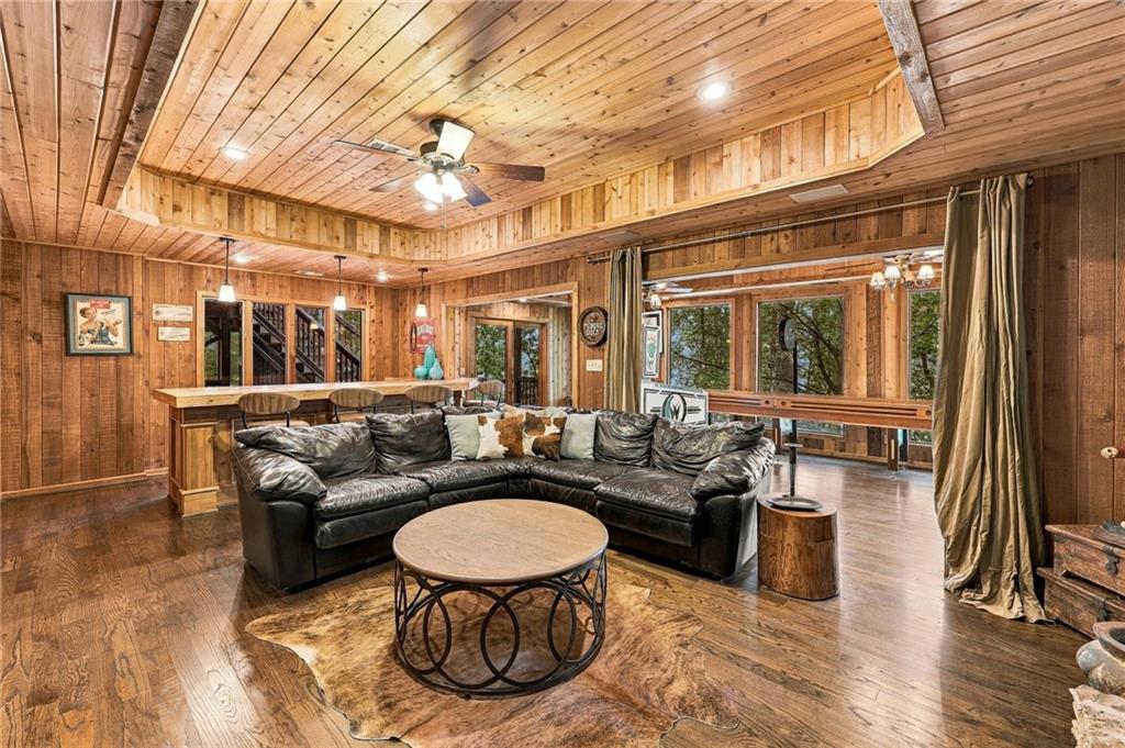319 Chestatee View Drive